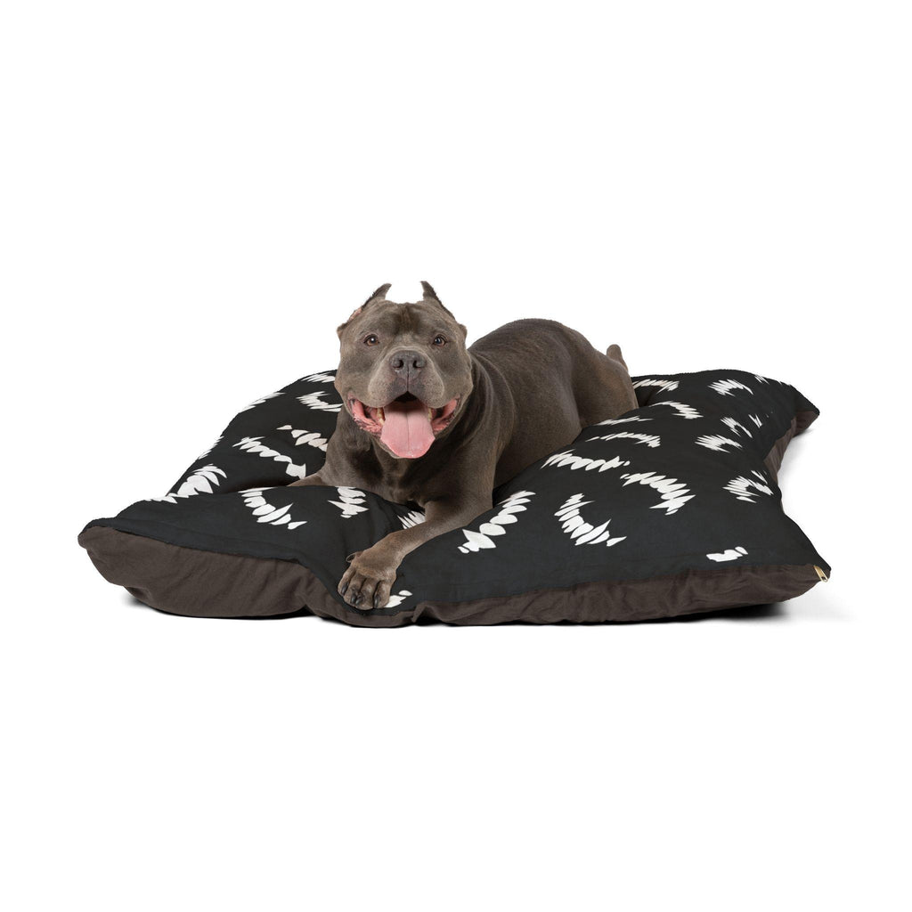 Vampire Teeth Pattern Pet Bed | Dog Bed